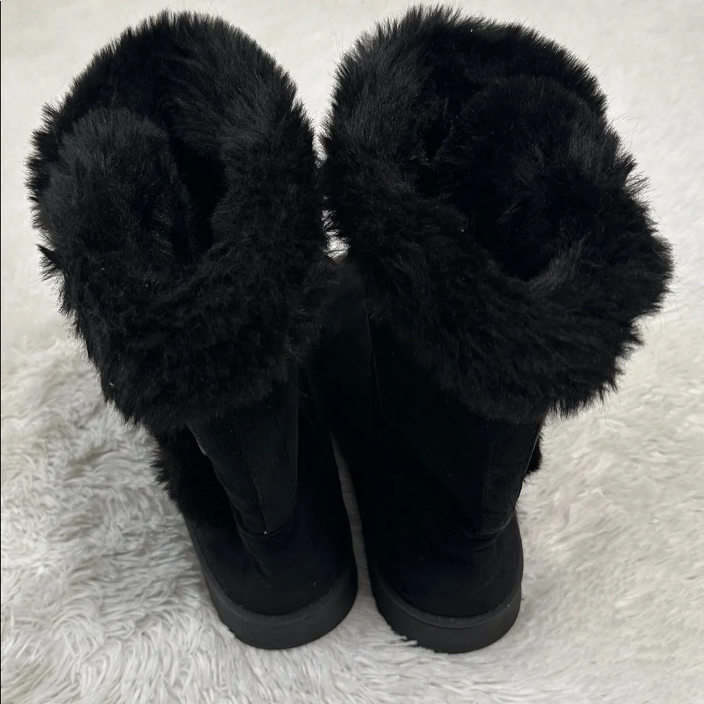😊 Faux Suede Faux Fur Lined Boot